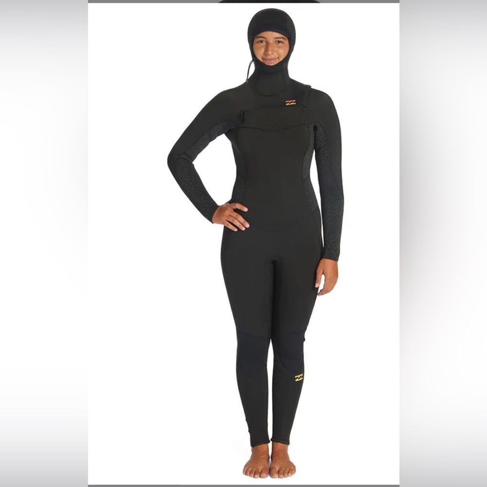 Billabong 5/4mm Synergy Hooded Wetsuit- Size US 6